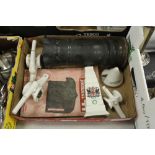 Box of WW1 crested ware, & other military themed items