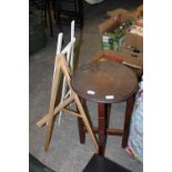 2 easels & occasional table