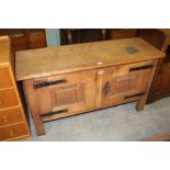 Oak 2 drawer sideboard