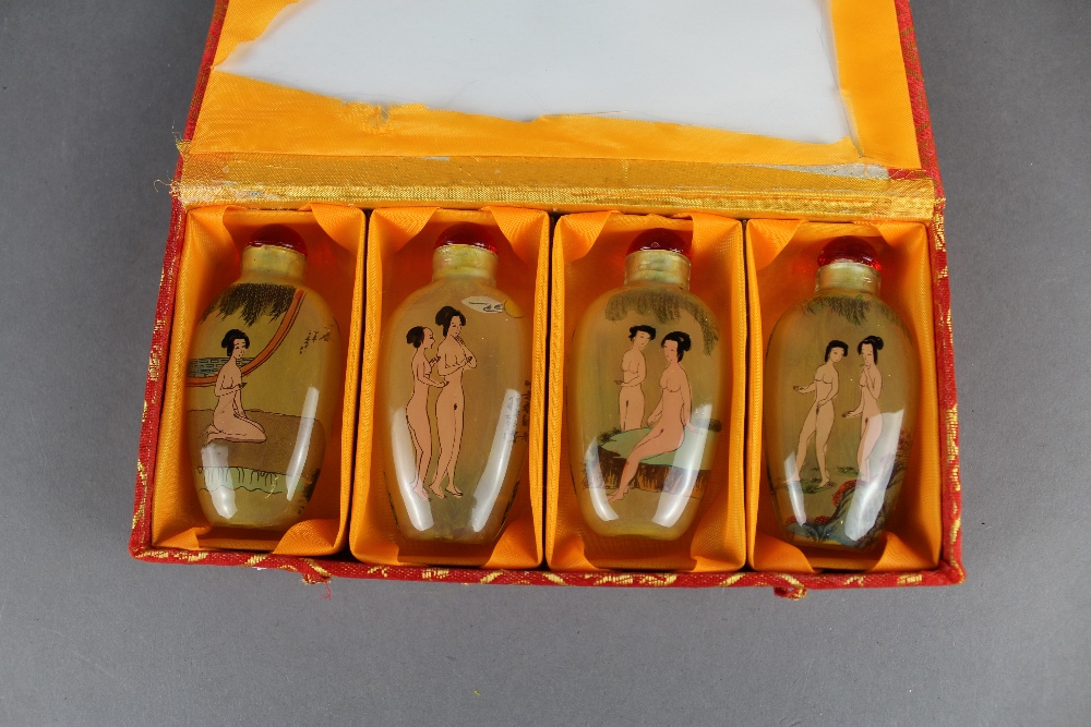 Boxed erotic snuff bottles