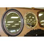 Oval mirror & circular mirror