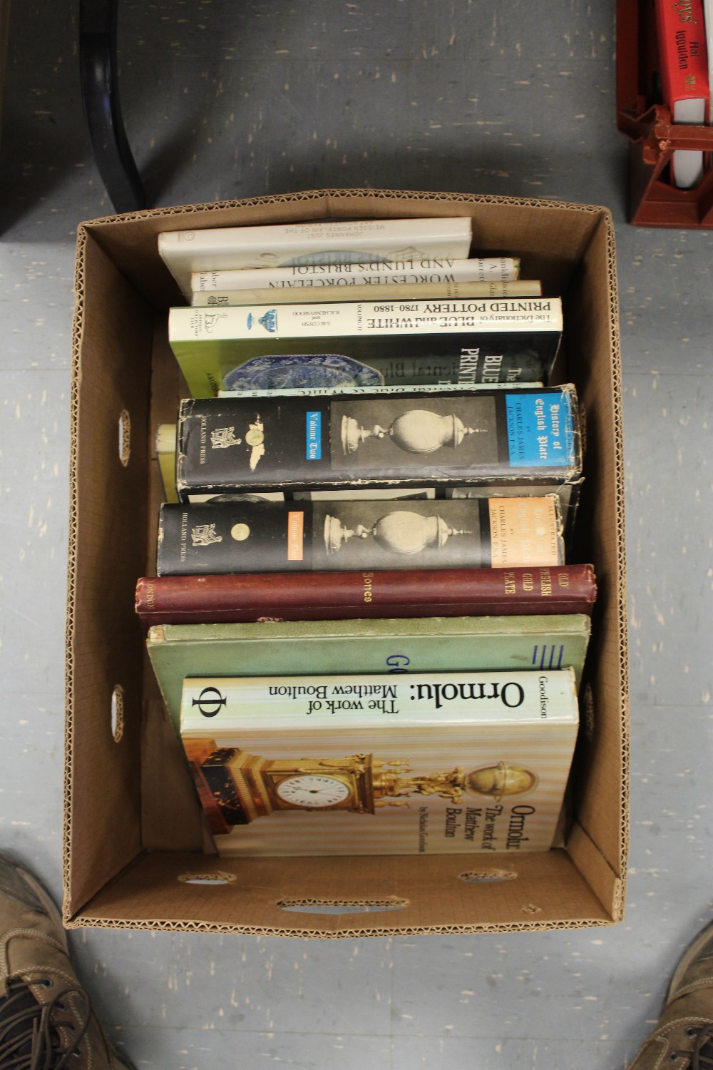 Box of Antique reference books. 5 about silver and gold plate; others mainly ceramics.