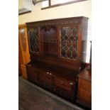 Oak linenfold room unit