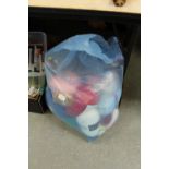 Bag of wool and sewing items