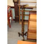 Mahogany reeded torchere - 3 carved legs