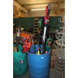 Various garden tools, hedge trimmers, strimmers (barrel not included)