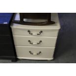 Modern 3 drawer chest