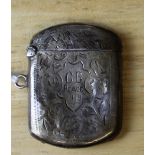 A George V silver Vesta case, Birmingham 1914, 10 grams (engraved)