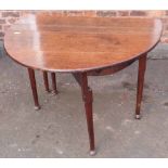 George III oak drop-leaf table. Condition report: see terms and conditions