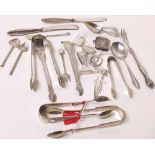 Mixed lot of silver vesta cases, boxes and decorative flatware Condition report: see terms and