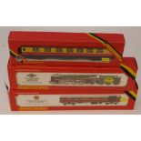 Hornby Railways R.063 BR loco Britannia, R437 BR coach composite and R413 operating L.M.S. mail