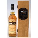 Midleton Very Rare Irish Whiskey - 2004 - 700ml number 23304 with wood box, certificate and