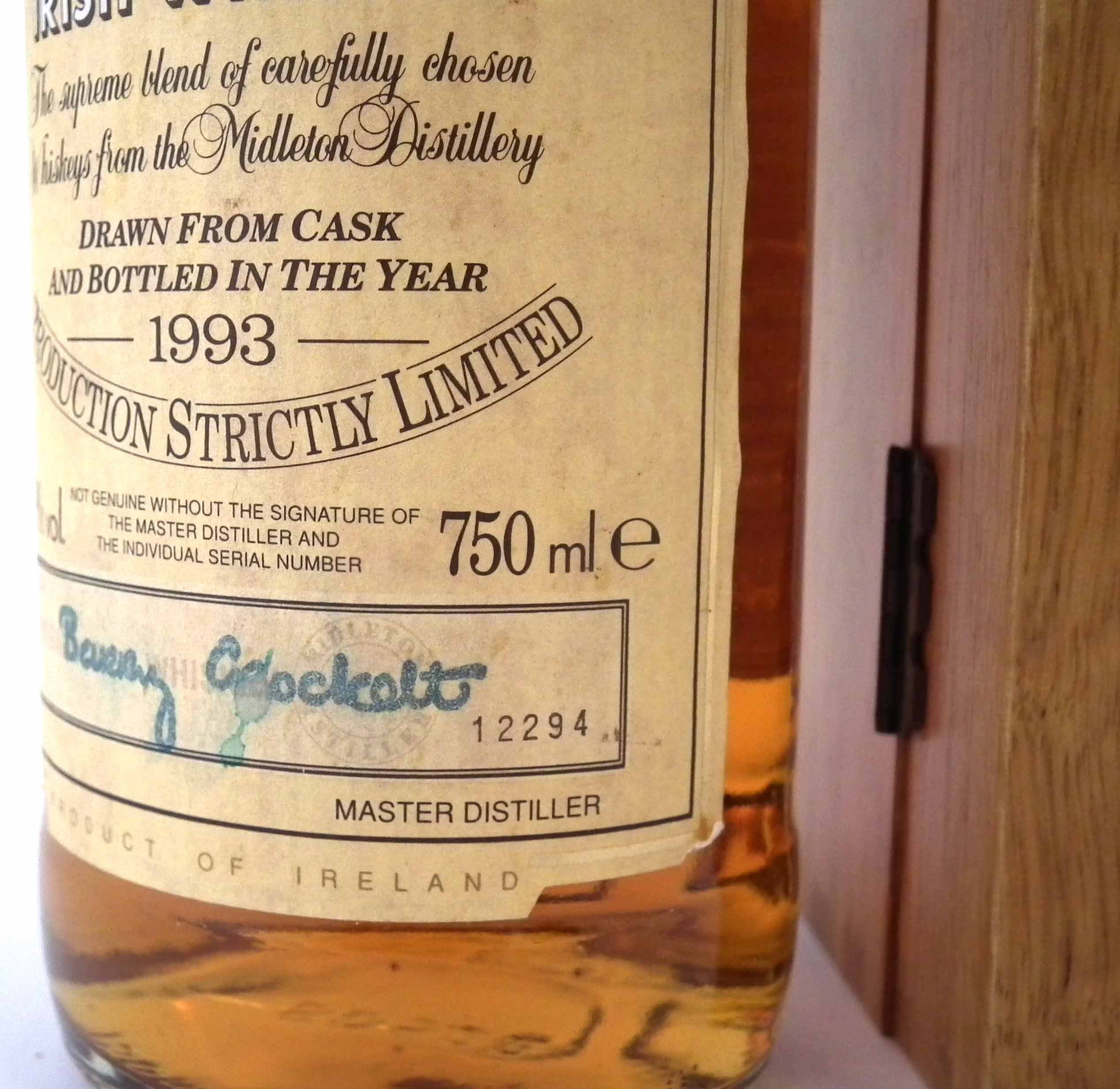 Midleton Very Rare Irish Whiskey - 1993 - 750ml number 12294 with wood box, certificate and - Image 3 of 8