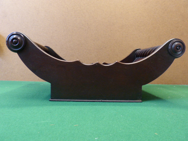 Mahogany cheese coaster circa 1830 with rope twist ends (no casters), length 44cm - Image 7 of 11