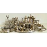 Large collection of silver plated ware. Condition report: see terms and conditions