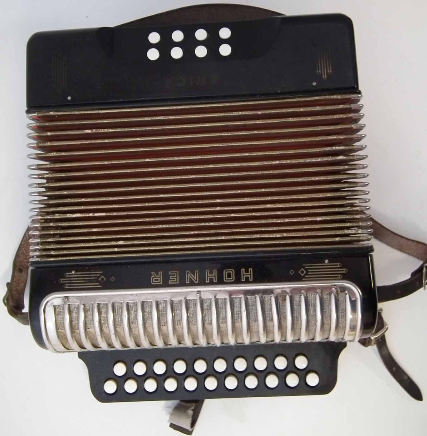 Hohner Erica accordion, with twenty-one button keys and eight chord notes, 28cm wide Condition - Image 2 of 12