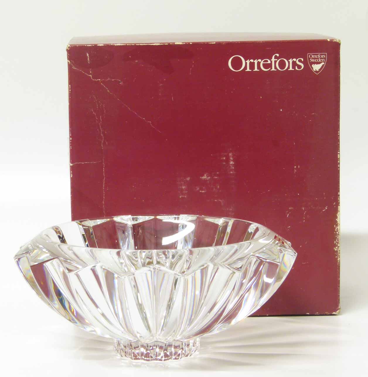 Orrefors glass dish Zodiac. Condition report: see terms and conditions.