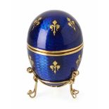 A Faberge Egg presentation trinket box by Victor Meyer (workmaster). 18ct gold and royal blue