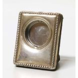 Small silver fob watch holder - eisel reverse No condition reports for this sale.