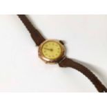 9ct rose gold wristwatch (1930's). No condition reports for this sale.