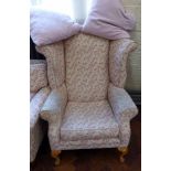 Wingback upholstered chair No condition reports for this sale.