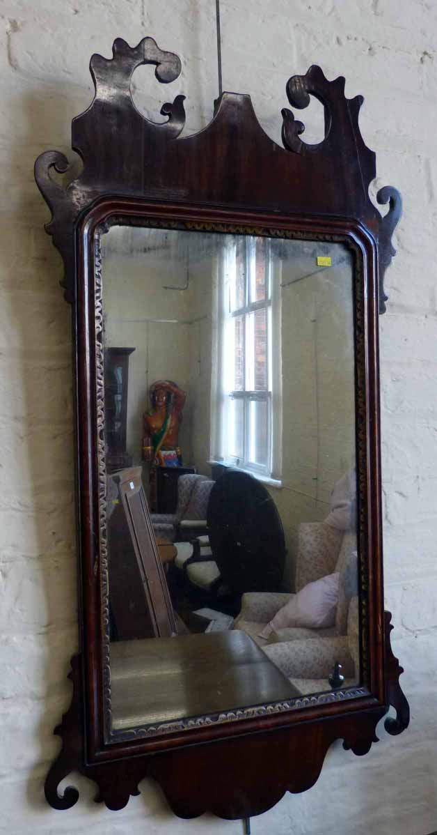 George III mahogany wall mirror No condition reports for this sale.