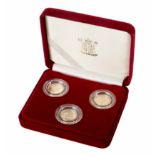 Boxed proof set of 3 proof half sovereigns of Queen Elizabeth II, 22ct gold as standard, weight