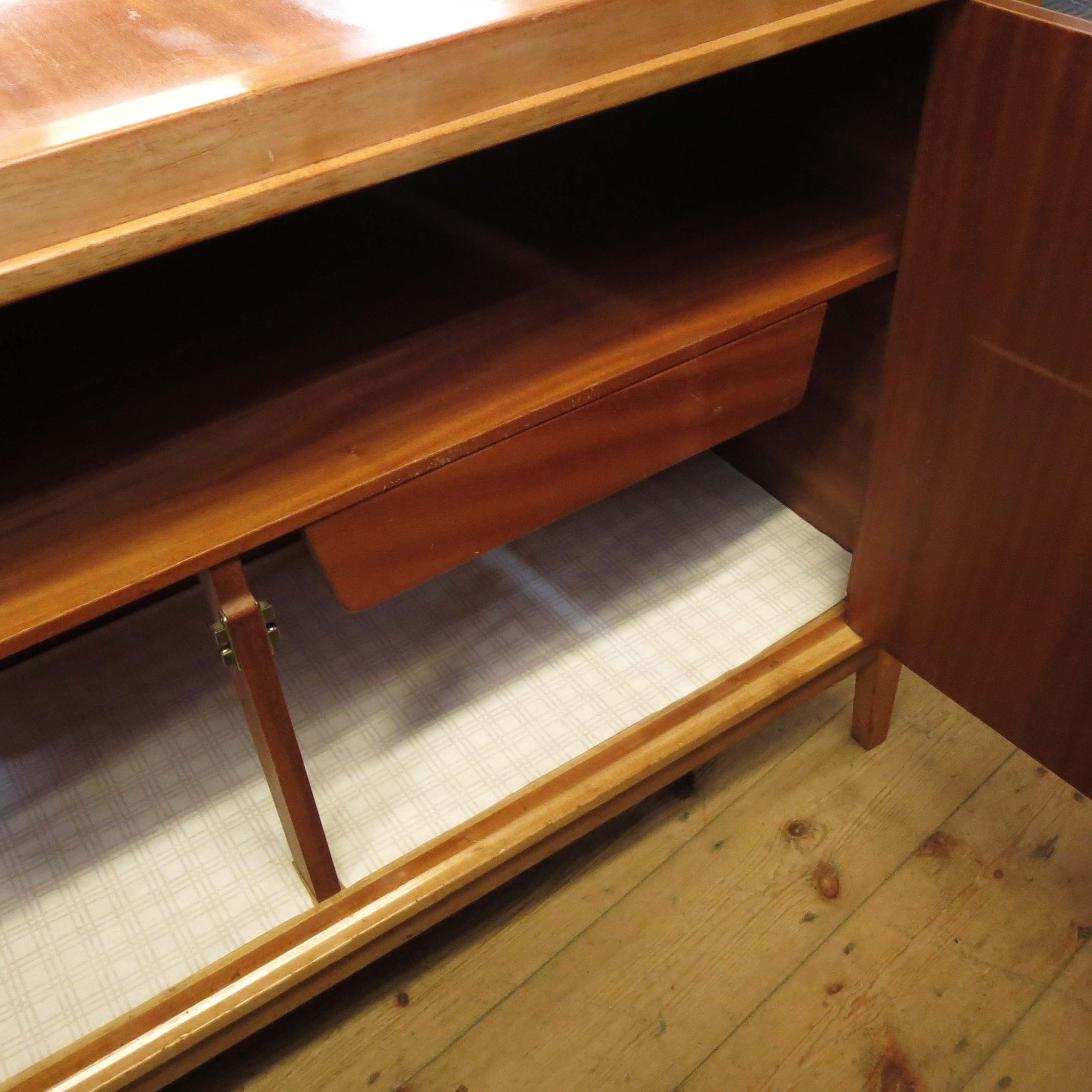 A Gordon Russell Helix sideboard, - Image 6 of 8