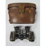 A Pair of WWI C.P. Goerz Binoculars in case