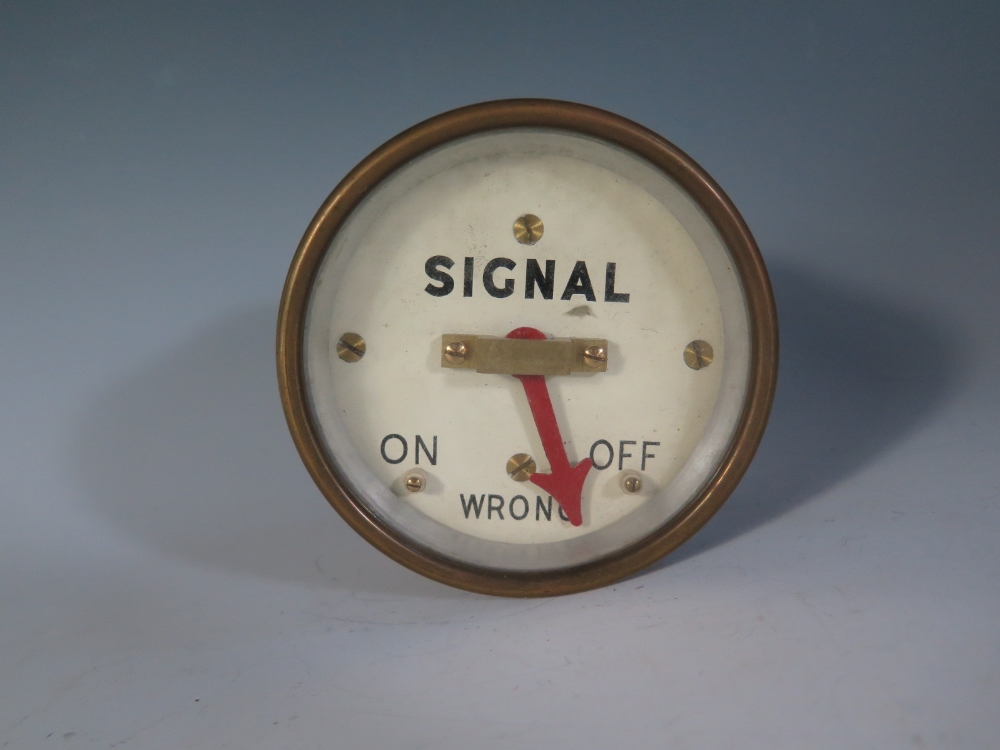 A BR Southern Railways 188 Enamel Porters Armband and Signal Dial - Image 2 of 2