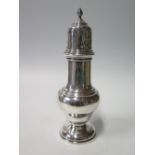 A Large George V Silver Sugar Castor, Birmingham 1928, Sydenham Bros., 223 g, 24cm high