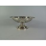 A George V Silver Tazza, Sheffield 1923, Walker & Hall, 168 g, 16 cm diam.