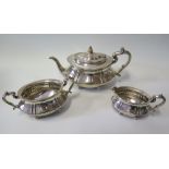 A George V Silver Three Part Tea Set, Birmingham 1916 (sugar 1911), Joseph Gloster Ltd., 1115 g (