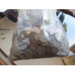 A large Selection of British Coins, 8700 g gross