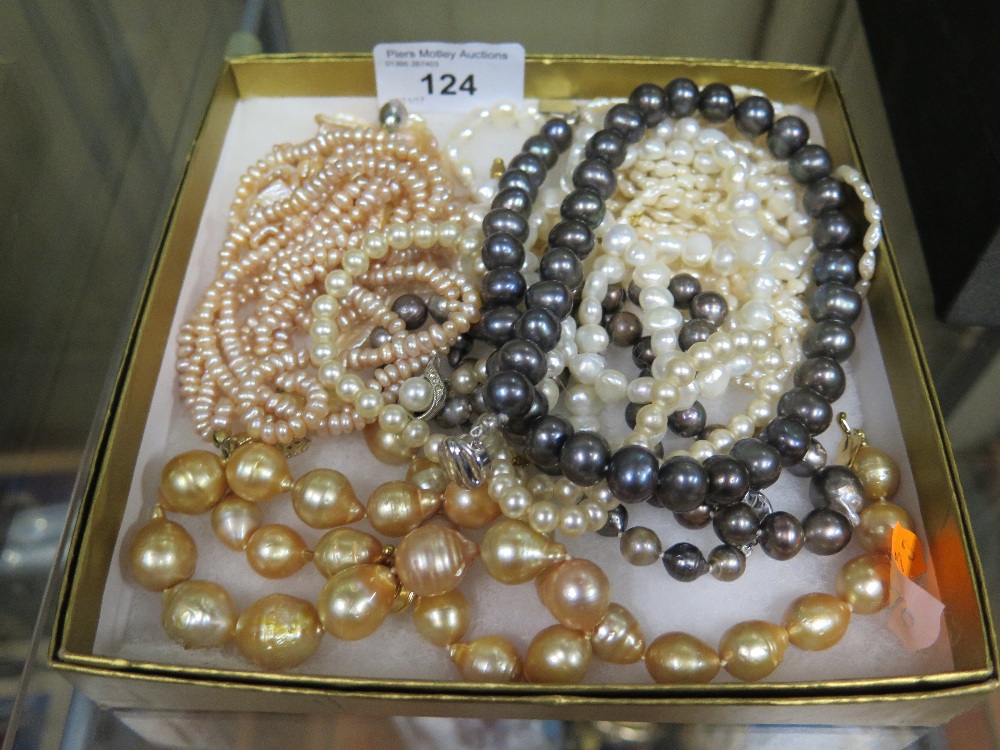 A Collection of South Sea Island and other Pearl Necklaces