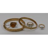 A quantity of 9 carat gold jewellery comprised of two bangles,