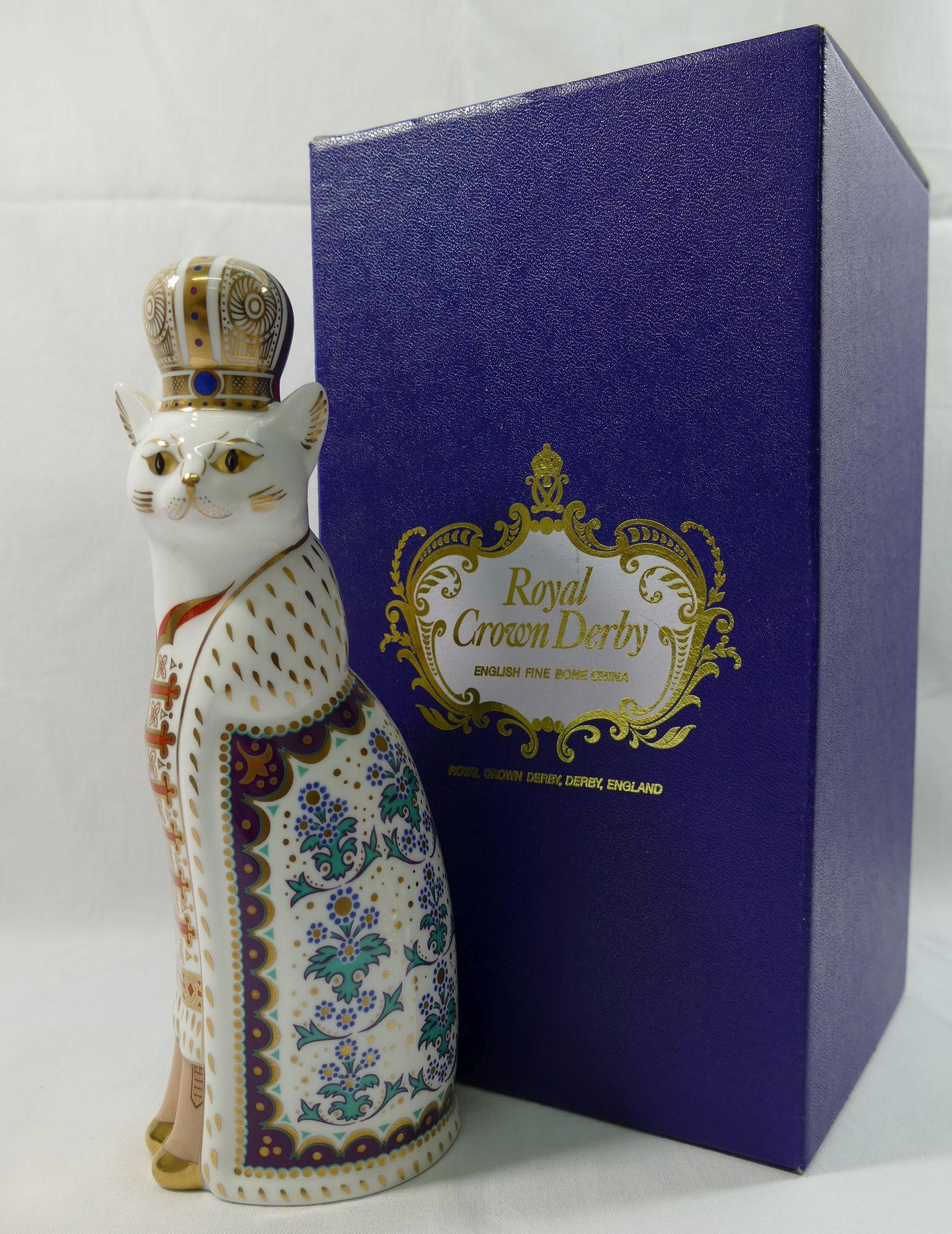 A Royal Crown Derby 'Russian' cat from the Royal Cat range, dated 1991, 21cm high,