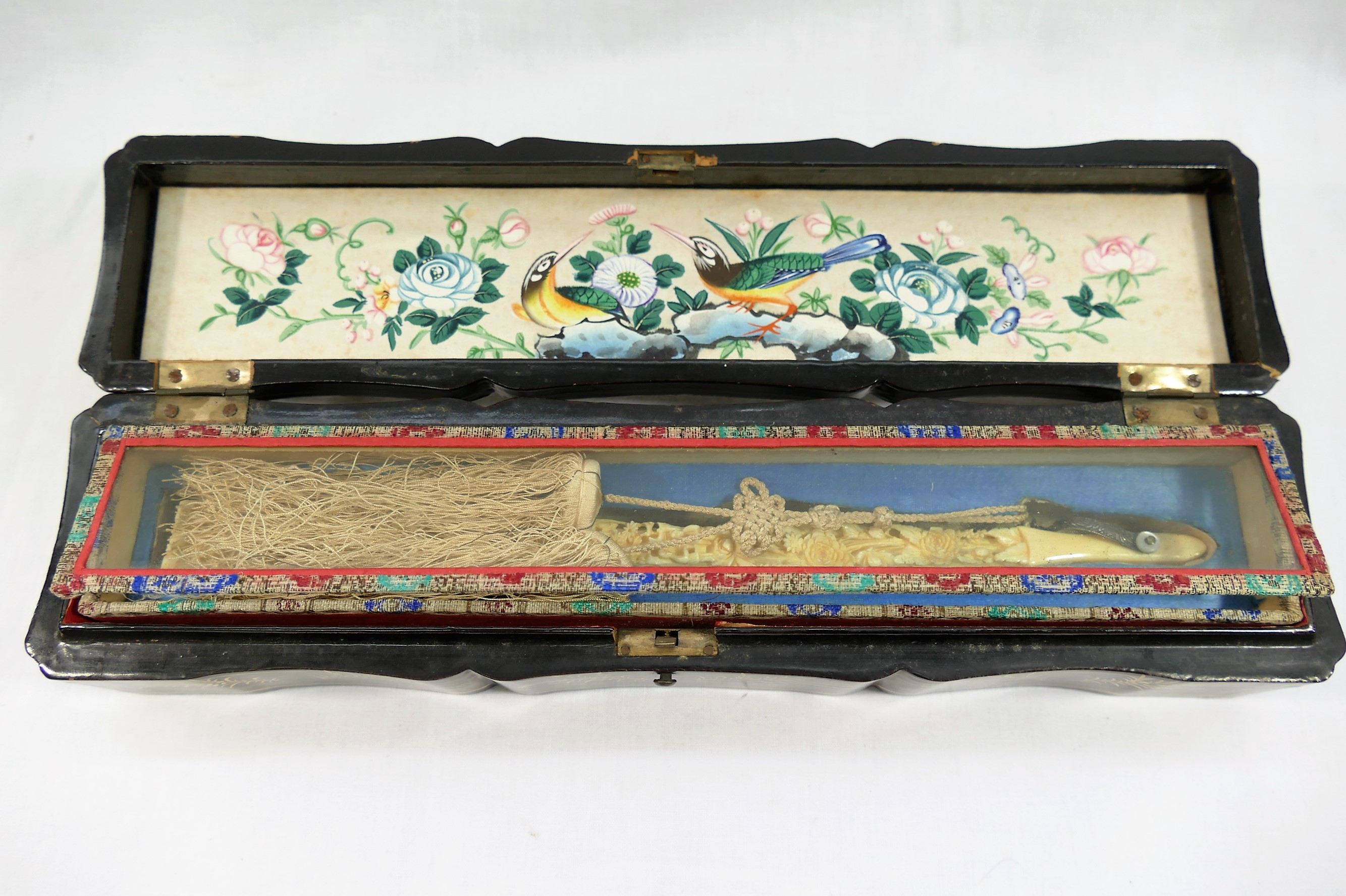 A late 19th century Chinese fan, with embroidered dragon decoration, - Image 3 of 3