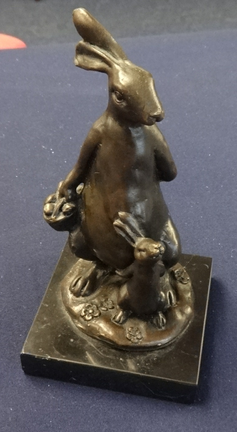 Modern bronzed model of a hare and baby signed MILO with Paris foundry mark, height 17cm.