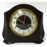 A Smiths bakelite 8 day mantel clock, height 18.50cm.