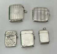 Five silver vesta's, approx 4.47oz.