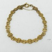 A 9ct gold gate bracelet approx 6.1gms.