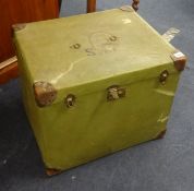 An old green canvas cabin trunk, two suitcases and another travelling trunk (4).