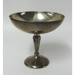 A silver stem dish by Goldsmiths & Silversmiths London, approx 5.65oz.