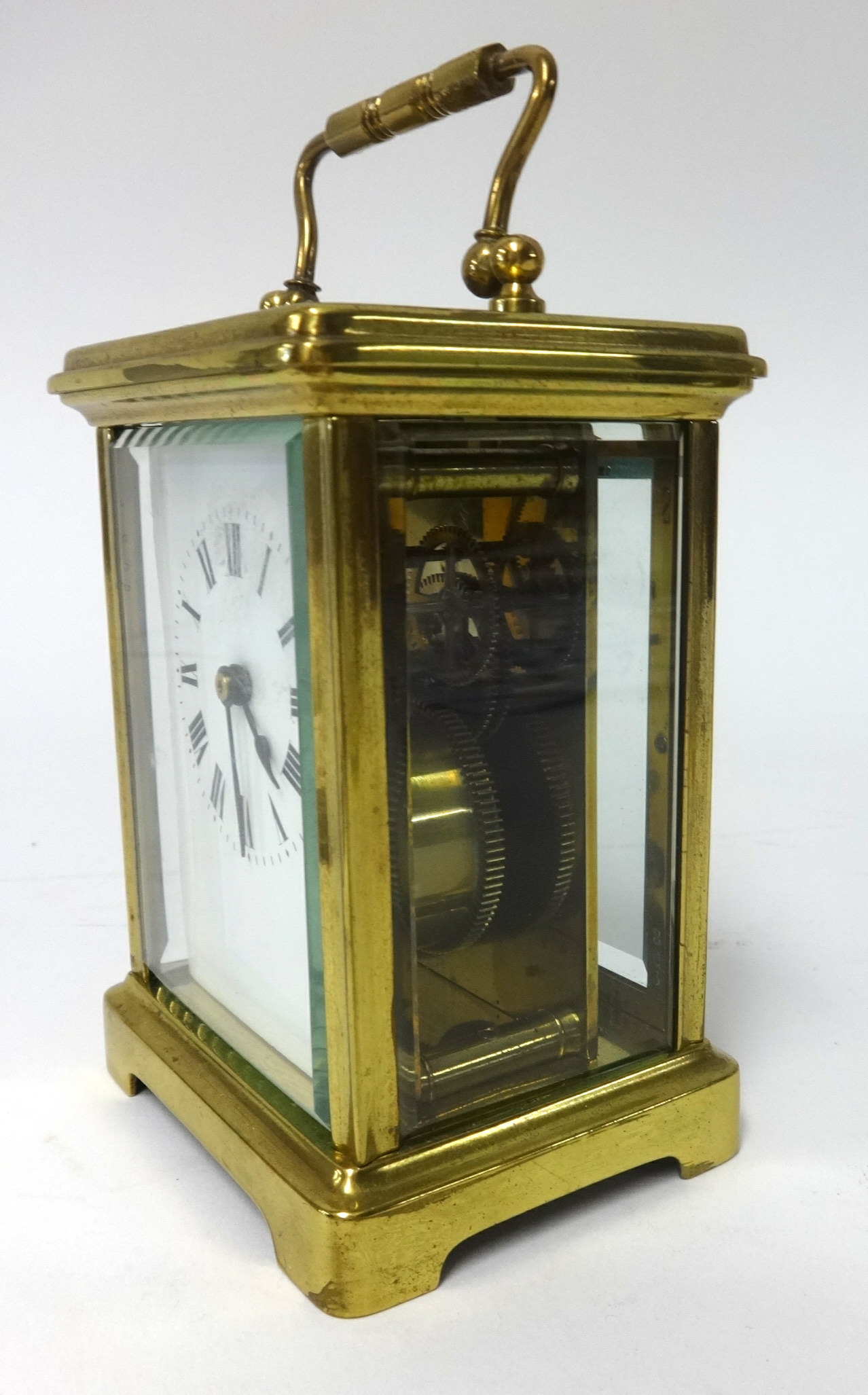A French brass cased carriage clock, platform escapement, key wind, the white enamel dial set with - Image 3 of 4