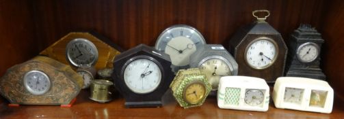 Collection of various small assorted mantle clocks (14)