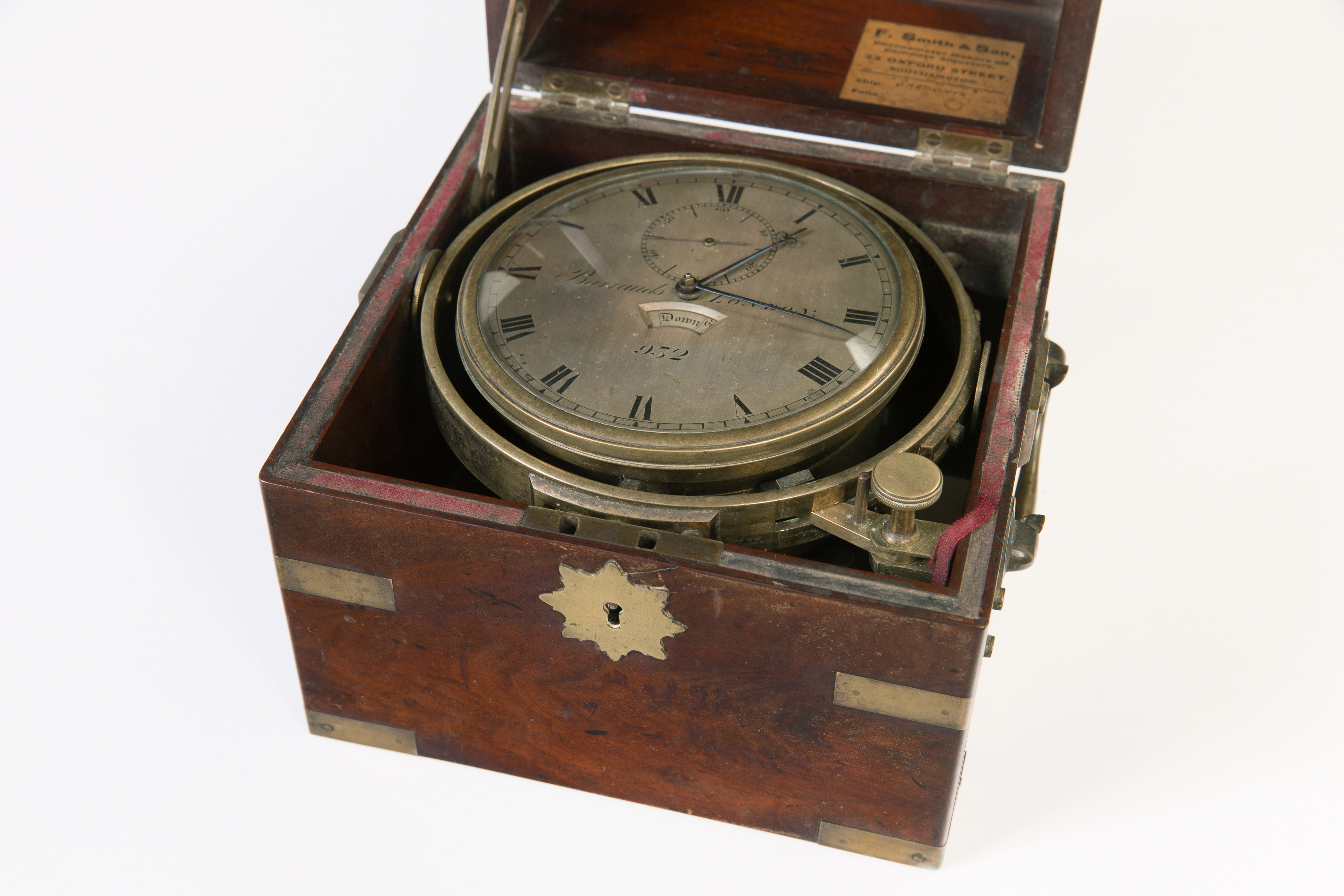 Barraud's, London, a mid 19th century mahogany cased eight day marine chronometer, signed 'Barraud' - Image 7 of 7