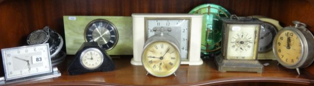 Collection of various small assorted mantle clocks (10).