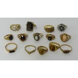 A collection of 9ct gold rings, approx 40gms.