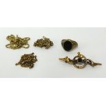 Various 9ct gold jewellery including signet ring, brooches etc, overall weight approx 16.30gms.